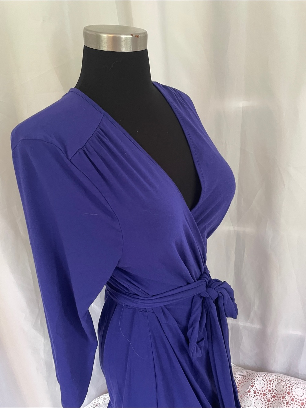 Banana republic Royal Blue Wrap Dress with Waist Tie Size L PTP 21 w stretch L28